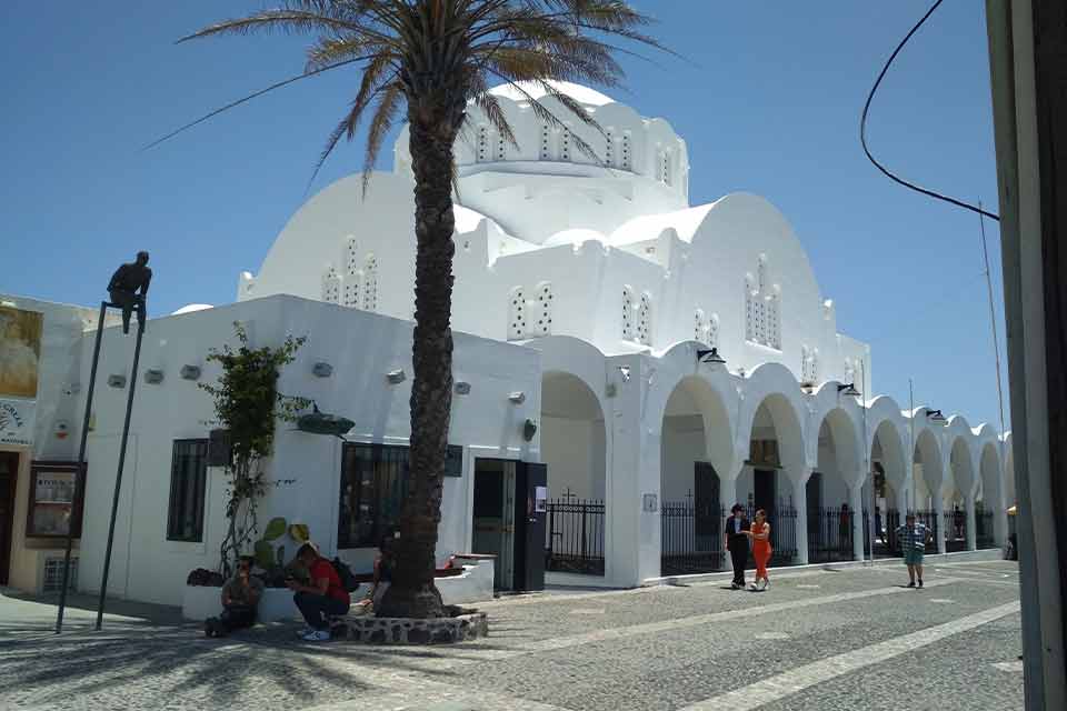 Photo of the Greek Orthodox church of Ypapyanti, Thira, by Baret Magarian